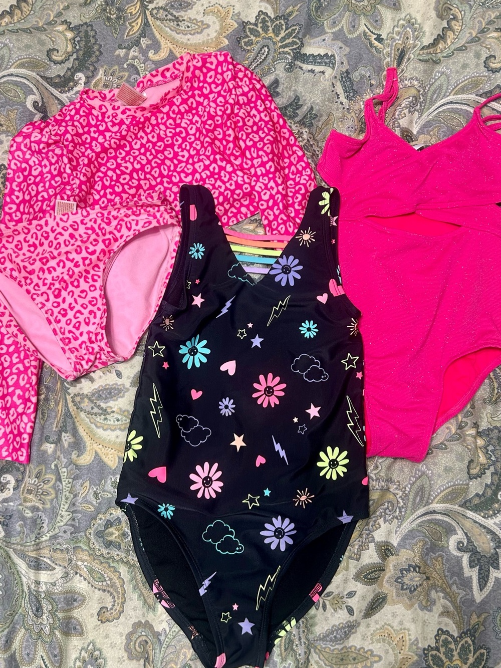 Set of three little girls swimsuits size 7/8-8 like new